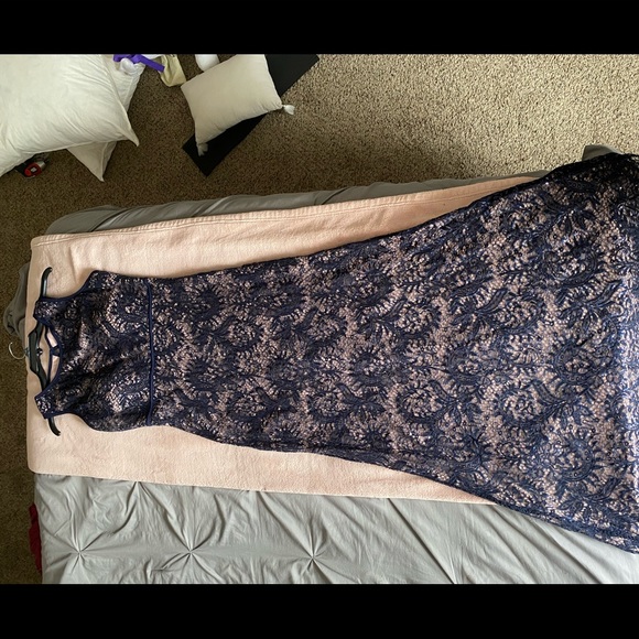 Blue Lace Gown/Formal Dress - Picture 1 of 4